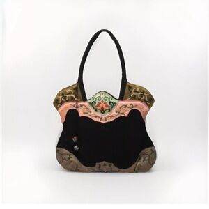 Papillon Athiro Domen Black Silk Embroidered Vintage designer Handbag luxury